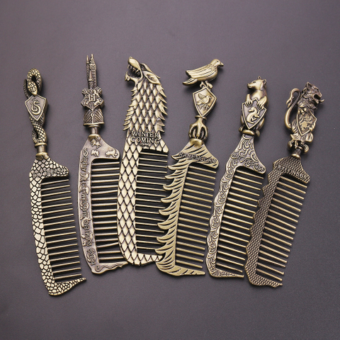 New Retro Magic Comb Badge Shape Comb Metal Comb Girl Gift Vintage Comb Slytherin College Style Comb Factory Direct Sales