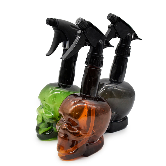 500ml Skull Style Spray Bottle